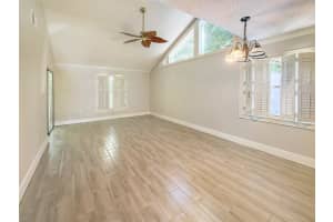 4958 VILLAGE GARDENS DRIVE, SARASOTA, FL 34234 - MLS#MFRA4682410