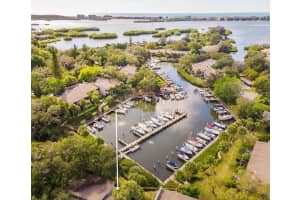 1633 BOATHOUSE CIRCLE, SARASOTA, FL 34231 - MLS#MFRA4682531
