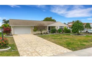 1516 VALLEY FORGE BOULEVARD, SUN CITY CENTER, FL 33573 - MLS#MFRA4682547