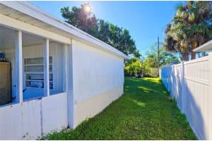 3310 LEXINGTON STREET, SARASOTA, FL 34231 - MLS#MFRA4682557