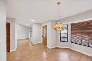 2942 WOODPINE CIRCLE, SARASOTA, FL 34231 - MLS#MFRA4682594