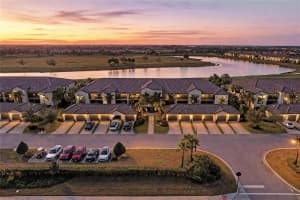 5684 Palmer Cir #204, BRADENTON