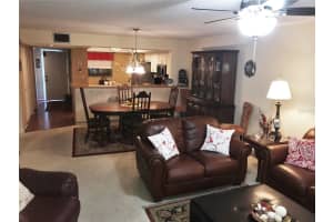 577 LAKESIDE DRIVE, BRADENTON, FL 34210 - MLS#MFRA4682604