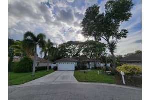 2725 FEIFFER CIRCLE, SARASOTA, FL 34235 - MLS#MFRA4682608