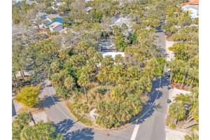 5144 OXFORD DRIVE, SARASOTA, FL 34242 - MLS#MFRA4682639