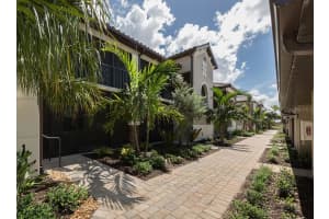 5528 PALMER CIRCLE, LAKEWOOD RANCH, FL 34211 - MLS#MFRA4682652