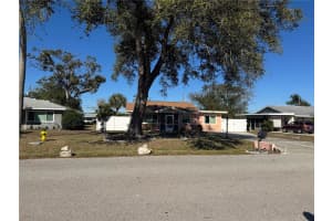 733 LAUREL AVENUE, VENICE, FL 34285 - MLS#MFRA4682657