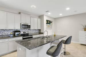 6814 VIA PERLOSO COURT, TAMPA, FL 33625 - MLS#MFRA4682690