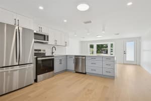 2655 BAY STREET, SARASOTA, FL 34237 - MLS#MFRA4682692