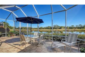 9447 Forest Hills Cir, SARASOTA