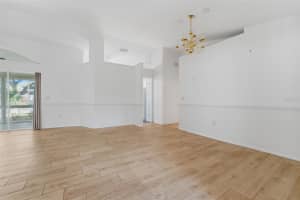 5744 ANTIBES STREET, SARASOTA, FL 34233 - MLS#MFRA4682717