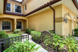 8363 MIRAMAR WAY, LAKEWOOD RANCH, FL 34202 - MLS#MFRA4682736