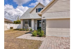 6813 SHORT CREEK LANE, SARASOTA, FL 34240 - MLS#MFRA4682761