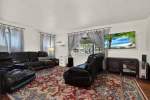 911 29TH STREET, ST PETERSBURG, FL 33713 - MLS#MFRA4682785