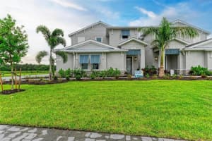 10016 Rembrandt Way #202, BRADENTON