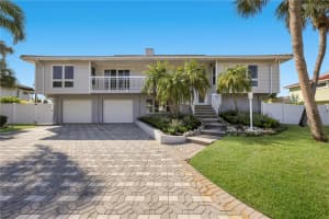 3908 BAYSIDE DRIVE, BRADENTON, FL 34210 - MLS#MFRA4682804