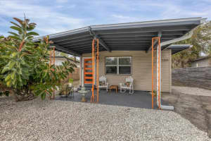 2305 NOVUS STREET, SARASOTA, FL 34237 - MLS#MFRA4682856