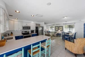 5807 DE PALMAS AVENUE, HOLMES BEACH, FL 34217 - MLS#MFRA4682858