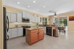 7122 68TH DRIVE, BRADENTON, FL 34203 - MLS#MFRA4682862