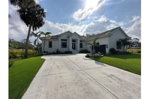 608 BITTNER BOULEVARD, NOKOMIS, FL 34275 - MLS#MFRA4682867