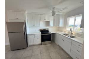 747 SAINT JUDES DRIVE, LONGBOAT KEY, FL 34228 - MLS#MFRA4682877