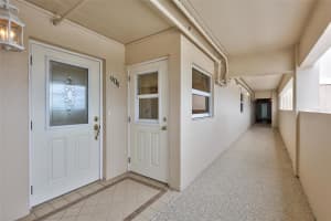 6140 MIDNIGHT PASS ROAD, SARASOTA, FL 34242 - MLS#MFRA4682903