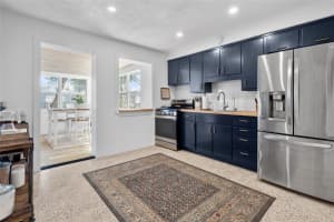 3217 TEAL AVENUE, SARASOTA, FL 34232 - MLS#MFRA4682931