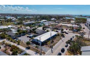 100 BAYSHORE ROAD, NOKOMIS, FL 34275 - MLS#MFRA4682970