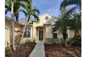 7625 CHARLESTON STREET, UNIVERSITY PARK, FL 34201 - MLS#MFRA4682976