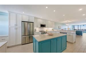 5770 MIDNIGHT PASS ROAD, SARASOTA, FL 34242 - MLS#MFRA4683014