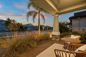 2119 WOODLEAF HAMMOCK COURT, LAKEWOOD RANCH, FL 34211 - MLS#MFRA4683036