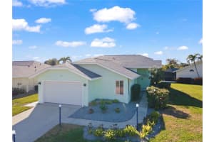 5110 86TH STREET COURT, BRADENTON, FL 34210 - MLS#MFRA4683090