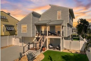 5119 Oxford Dr, SARASOTA