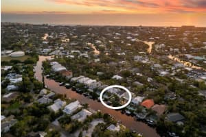 5119 OXFORD DRIVE, SARASOTA, FL 34242 - MLS#MFRA4683150