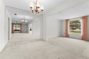 3206 VILLAGE GREEN DRIVE, SARASOTA, FL 34239 - MLS#MFRA4683161