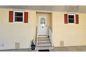 140 SOUTHWINDS DRIVE, SARASOTA, FL 34231 - MLS#MFRA4683187