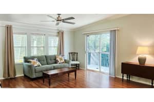 140 SOUTHWINDS DRIVE, SARASOTA, FL 34231 - MLS#MFRA4683187