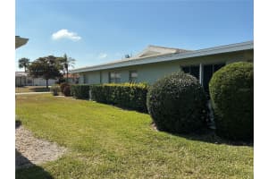 3230 VILLAGE GREEN DRIVE, SARASOTA, FL 34239 - MLS#MFRA4683197