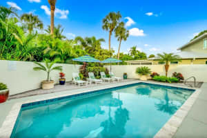 301 JACKSON DRIVE, SARASOTA, FL 34236 - MLS#MFRA4683209