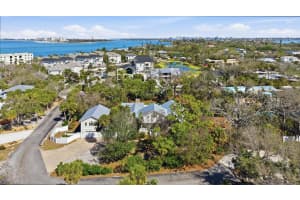 4839 GIVENS COURT, SARASOTA, FL 34242 - MLS#MFRA4683309