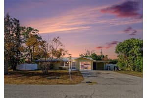 3468 Roslyn Rd, VENICE
