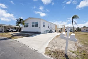 2 BOTANY BAY CIRCLE, ENGLEWOOD, FL 34223 - MLS#MFRA4683351