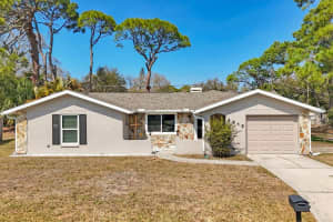 3010 Golden Rain Dr, SARASOTA