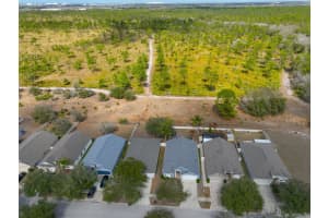 8130 ALAMOSA WOOD AVENUE, RUSKIN, FL 33573 - MLS#MFRA4683366