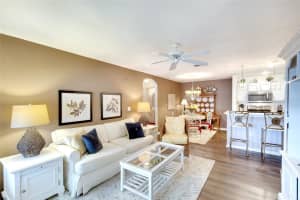 8917 MANOR LOOP, LAKEWOOD RANCH, FL 34202 - MLS#MFRA4683374