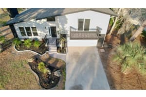 5667 CREEKWOOD DRIVE, SARASOTA, FL 34233 - MLS#MFRA4683396