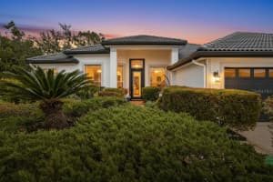 7215 COACHLIGHT STREET, SARASOTA, FL 34243 - MLS#MFRA4683403