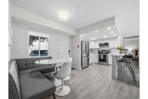 3751 SCHOOL AVENUE, SARASOTA, FL 34239 - MLS#MFRA4683405