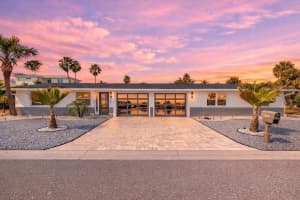 765 Saint Judes Dr N, LONGBOAT KEY