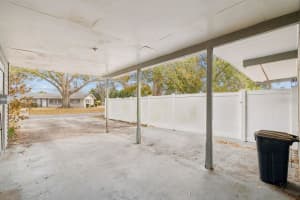 1645 AVENUE C NE, WINTER HAVEN, FL 33881 - MLS#MFRA4683425